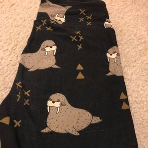 Lularoe OS leggings